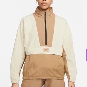 Nike Women's Sportswear Revolution Utility 1/2- Zip Jacket